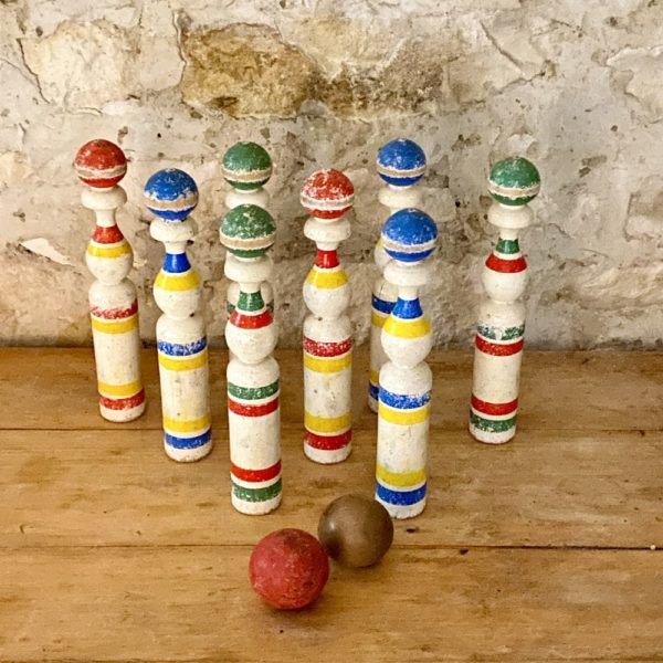 POURPRIER JEU DE QUILLES ANCIEN